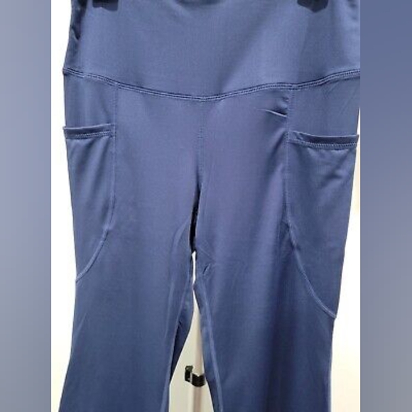 Kiss our Baby Pants - CAPRI LEGGINGS KISS OUR BABY